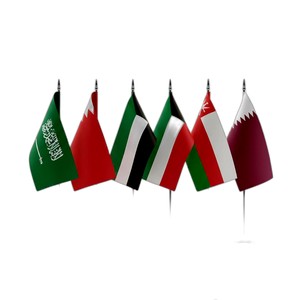 طقم أعلام دول الخليج مكتبي طاولة 24X16 مع السارية